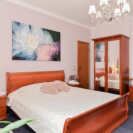 Hotel Jugend With Self Check-In Liepāja Екстериор снимка