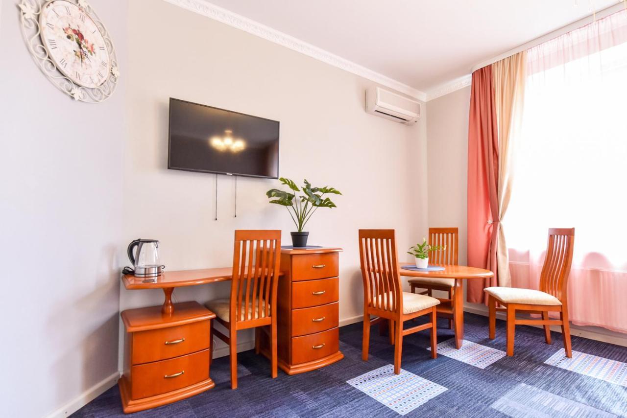 Hotel Jugend With Self Check-In Liepāja Екстериор снимка